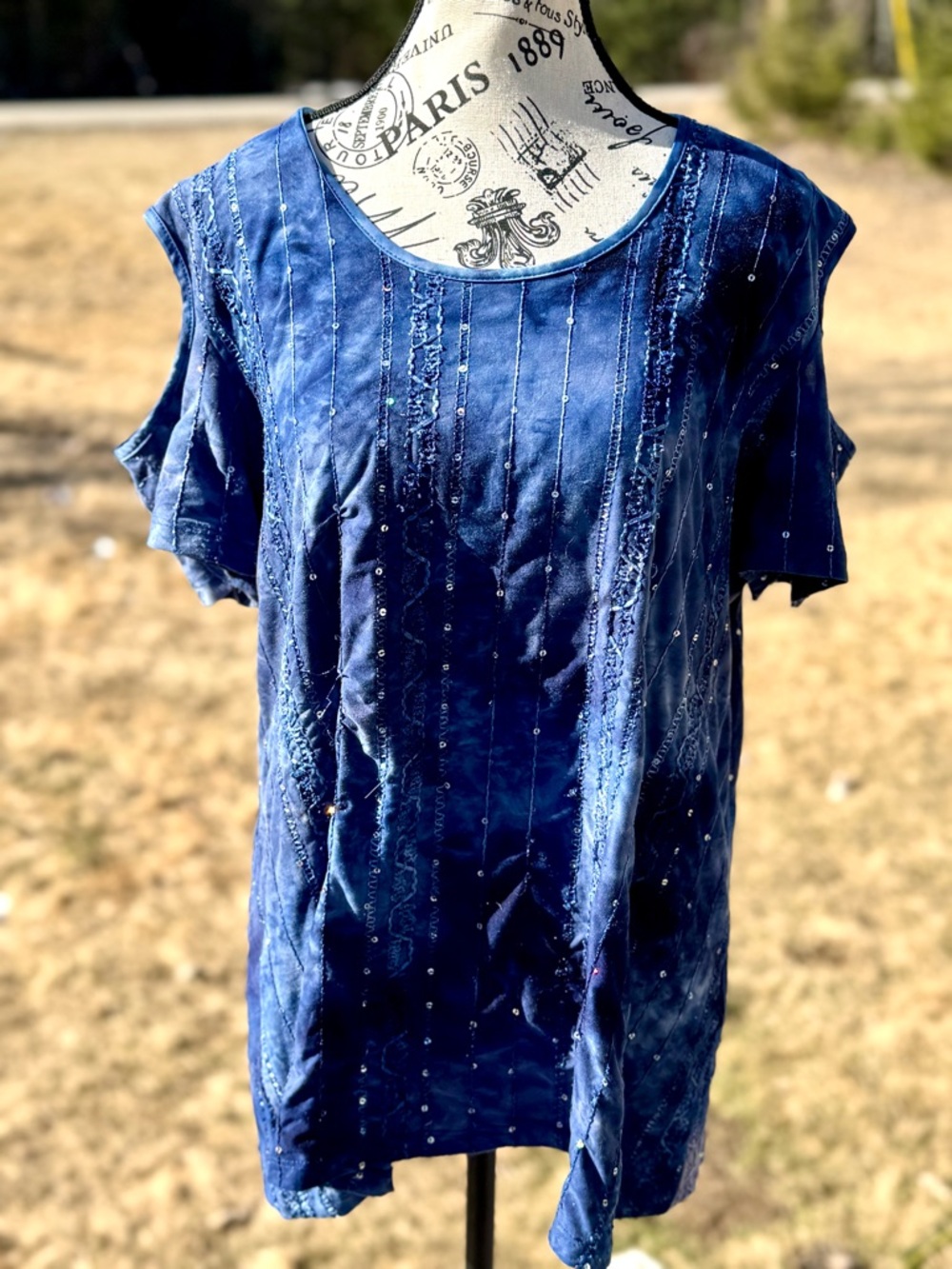 Women's Navy Blue Cold-Shoulder Short Sleeve Embellished Top